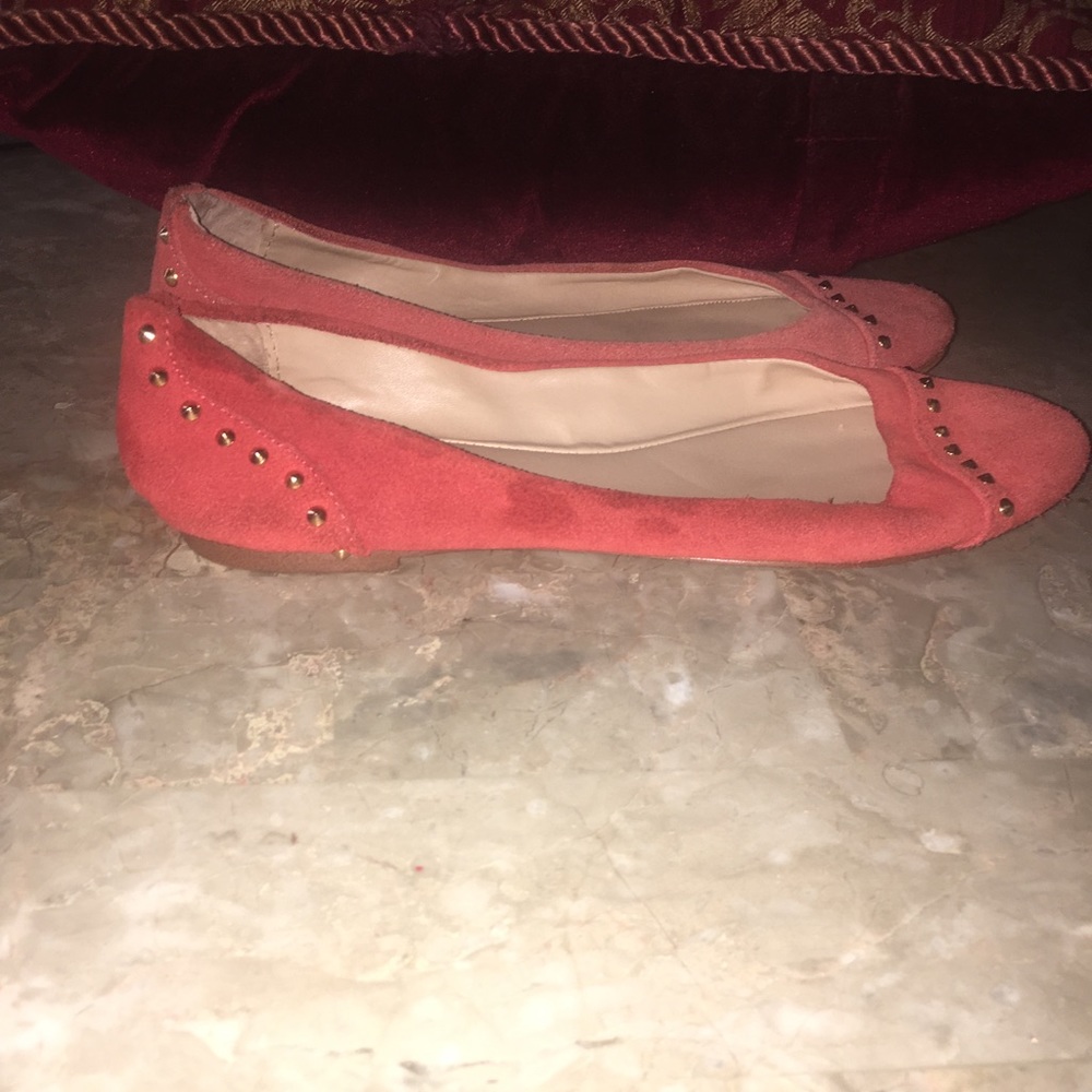 Steve Madden spiked flats